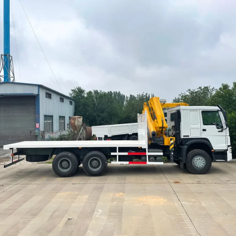 China-Made XCMG 16T Crane Truck – Reliable HOWO 6x4 Chassis for Construction & Logistics - Image 2