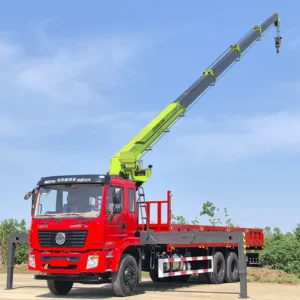 Dongfeng cargo truck mounted Zoomlion 12 ton hydraulic crane machine
