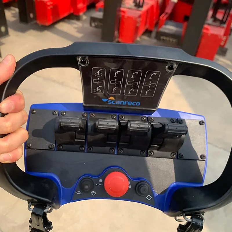 Scanreco Radio Remote Control: Uncompromising Safety and Productivity - Image 2